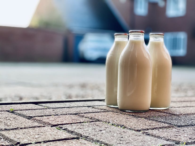 Calories in 2 Percent Milk: A Compact Nutritional Guide